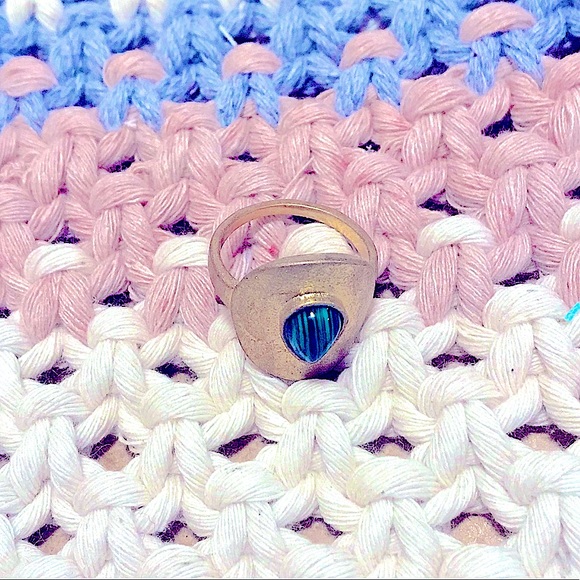 💚🆕Semi-Precious Green Gemstone Gold Texture Ring - Picture 8 of 12